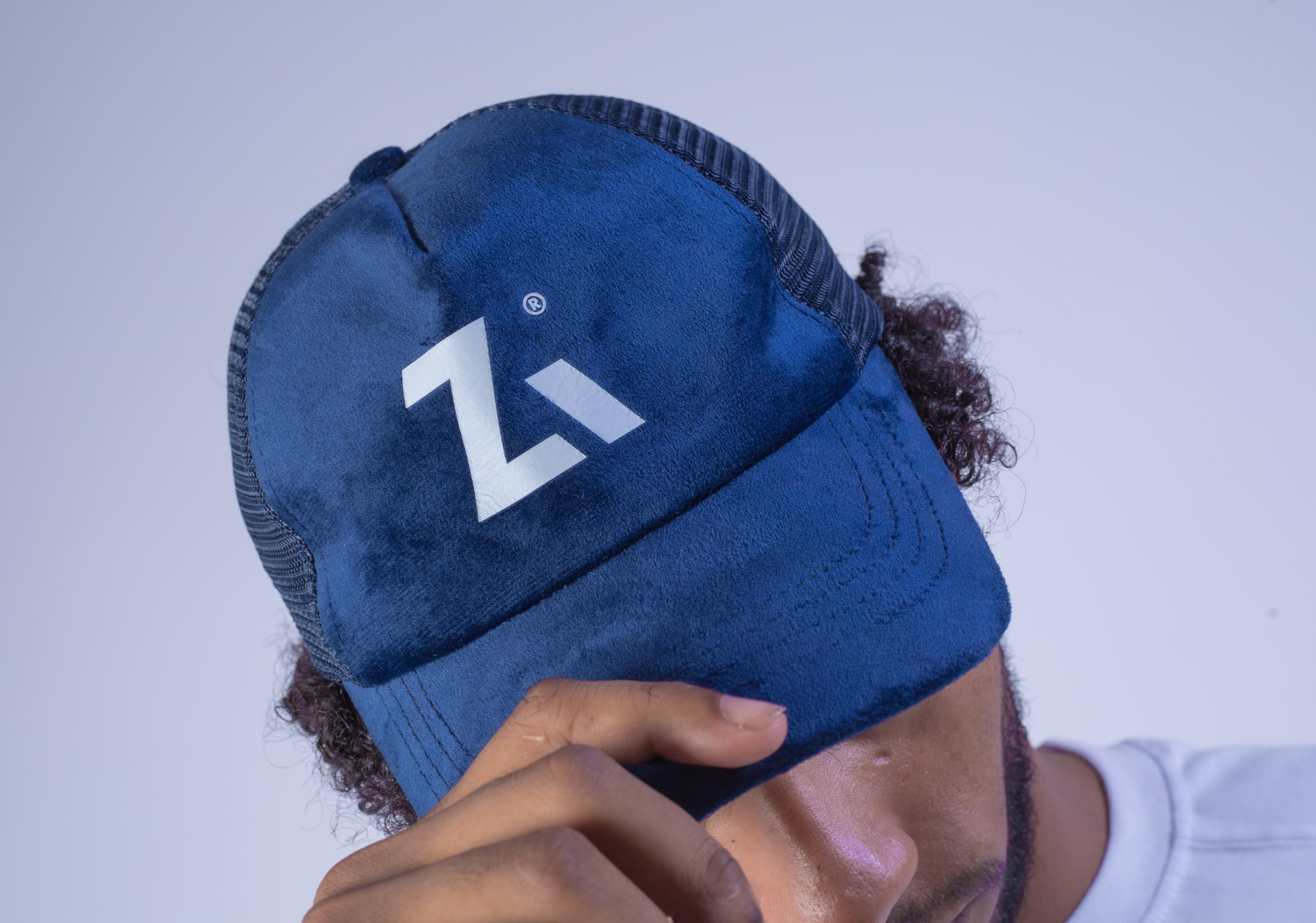 AZED Mesh Cap – Breathable Velvet Snapback Hat