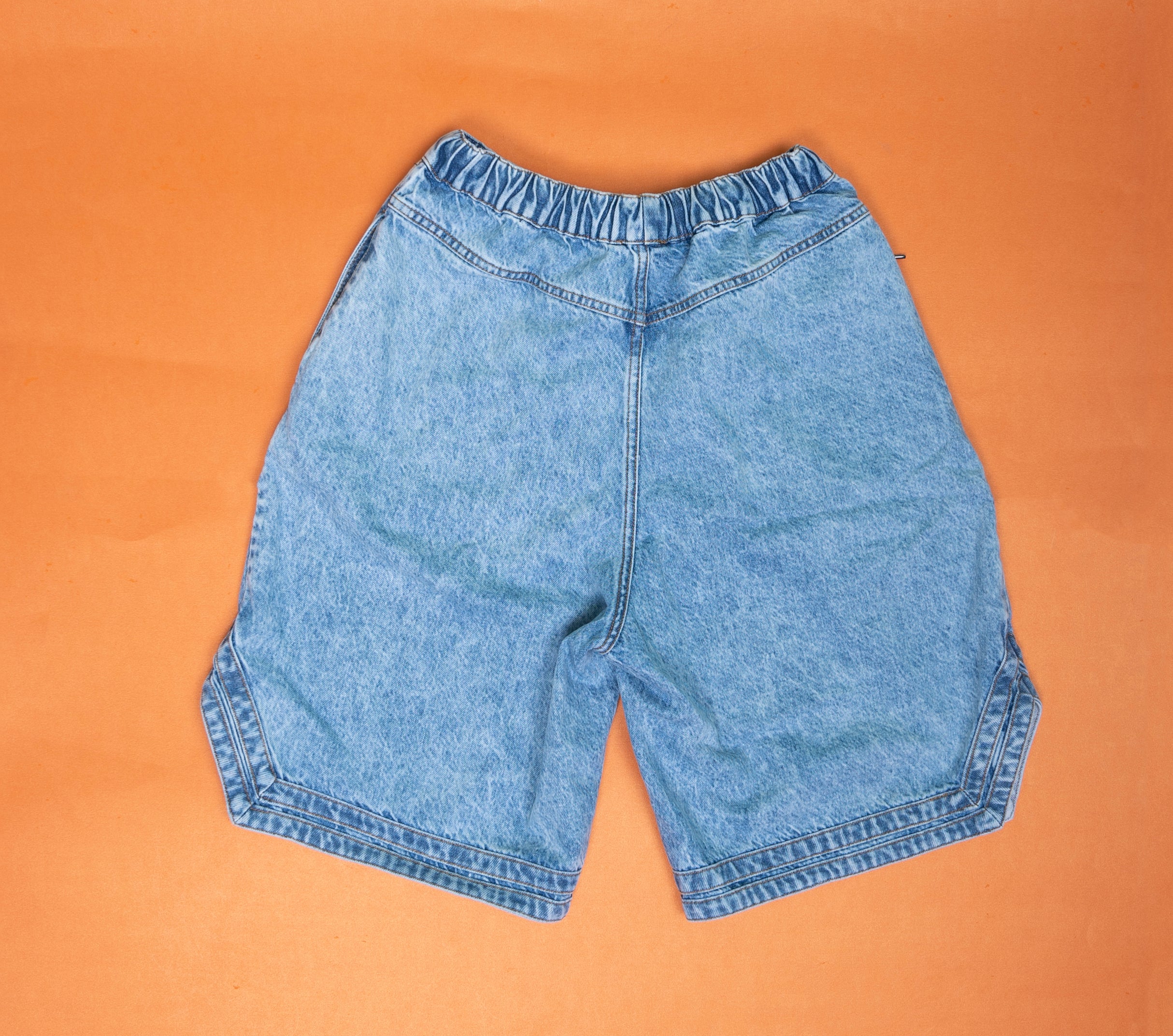 AZED® Paint Splash Denim Shorts — Washed Blue Edition